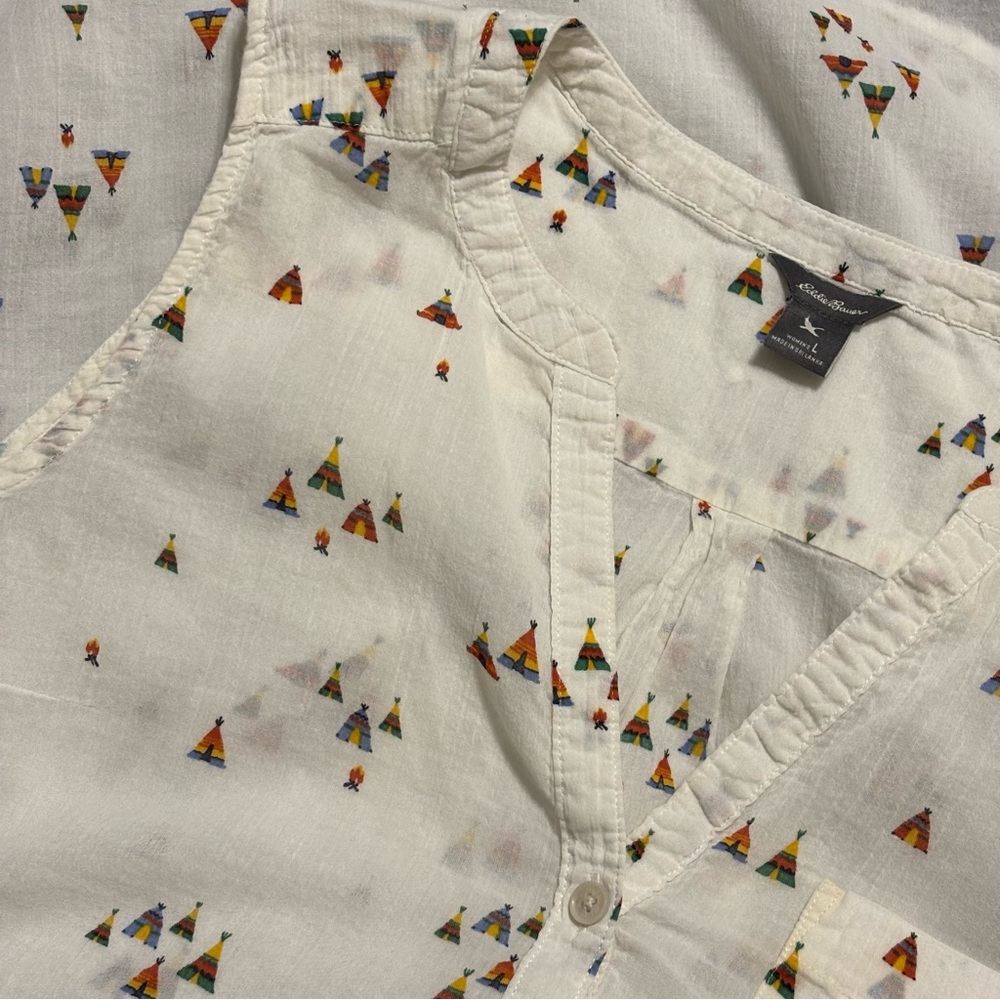 Eddie Bauer Teepee Print Button-Front Tank - Size Large - Picture 2 of 12